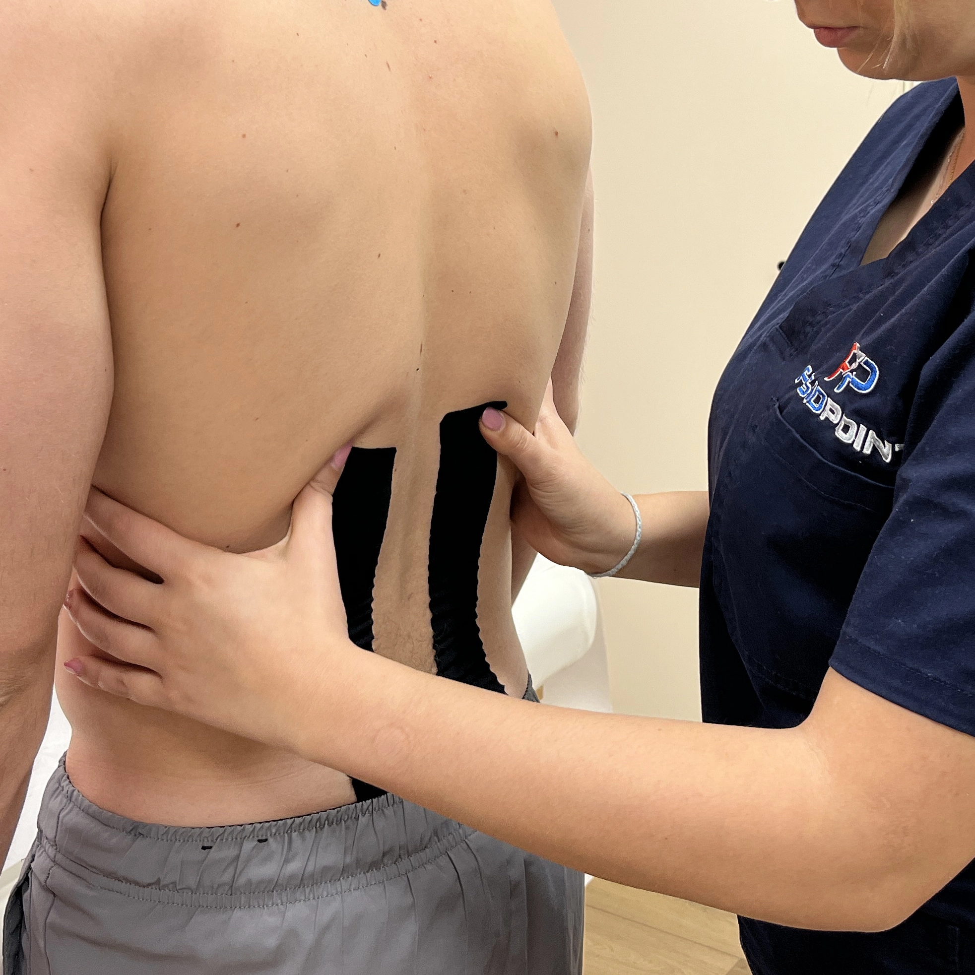 Fisio Point, fisioterapia roma, poliambulatorio, idrokinesi, risonanza magnetica Roma, Monteverde, Eur, Grottaferrata. schiena Fisio Point_ Fisioterapia Roma_schiena_lombalgia_zona lombare_taping kinesiologico_Monteverde_Eur Torrino_Trionfale_GrottaFerrata_Prati