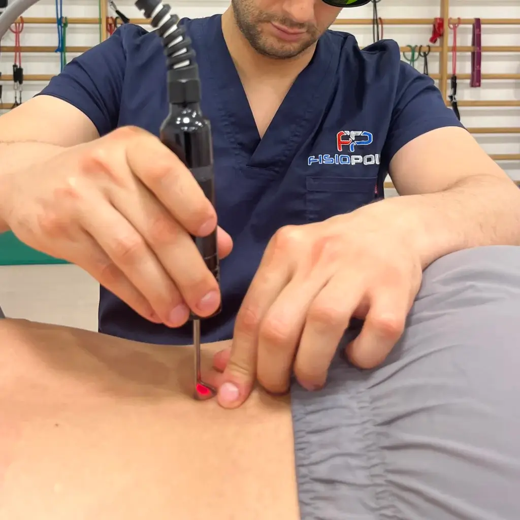 Fisio Point, fisioterapia roma, poliambulatorio, idrokinesi, risonanza magnetica Roma, Monteverde, Eur, Grottaferrata. Laser Yag Alta POtenza laserterapia Fisio Point_ Fisioterapia_Roma_fisioterapia_lombare_lombalgia_Laser Yag Alta Potenza_laserterapia_Monteverde_Grottaferrata_Eur Torrino_Trionfale_Prati