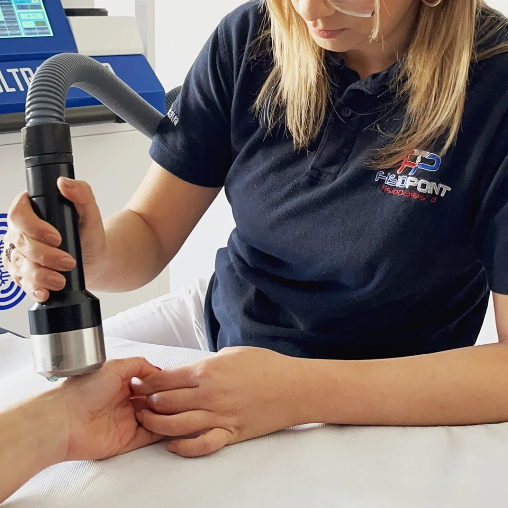 Fisio Point_ Fisioterapia Roma_trattamenti_criolutrasuono_mano_polso_GrottaFerrata